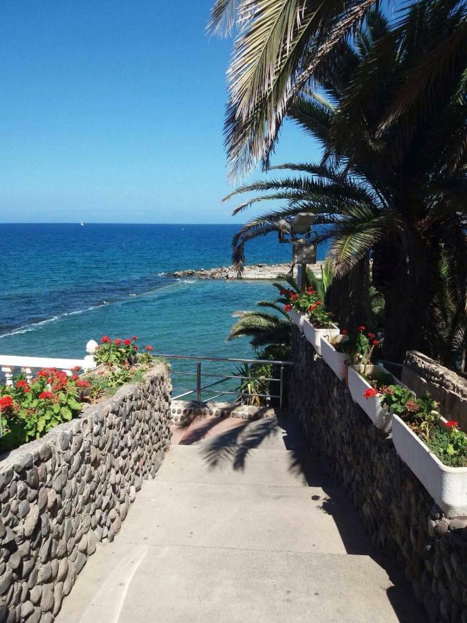 Appartamento ESTRELLA DEL MAR Amazing Loft Casa Cosy La Playa de Arguineguín Esterno foto